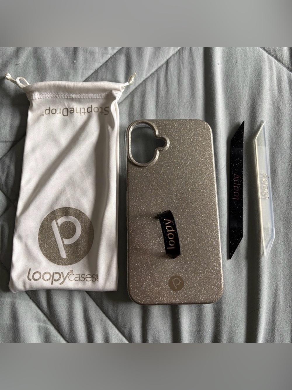 Gold Glitter iPhone 16 Plus Loopy Case Bundle